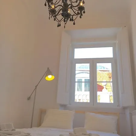 Lisbon Secret & River View Family Flat Lisbon