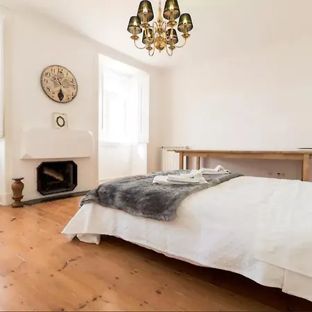 Lisbon Secret & River View Family Flat Lisbon