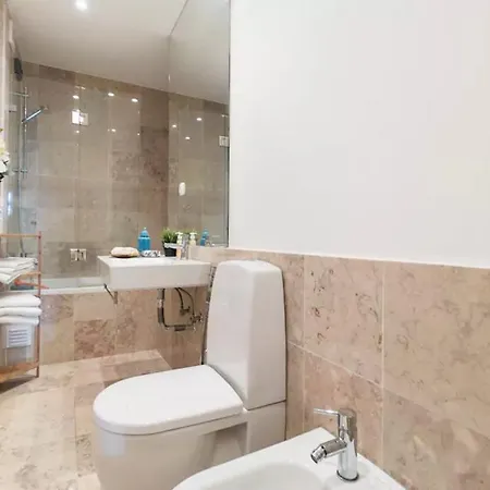 Lisbon Secret & River View Family Flat Apartment Lisbon